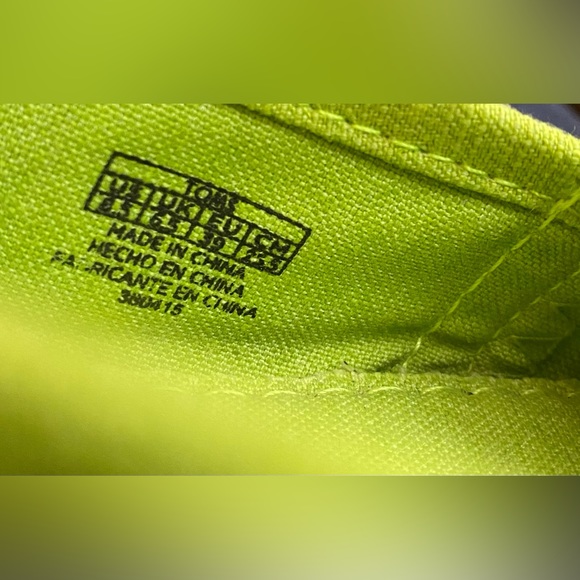 Neon Green Toms - 8.5 - Picture 5 of 5